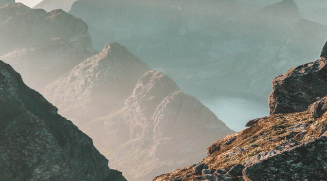 I’m On A Boat: What Happens When Five Chicagoans Embrace Lake Culture (Demo)