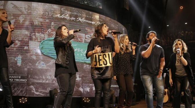 LOUVOR E ADORAÇÃO AO VIVO